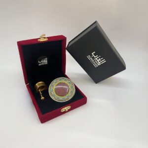 زعفران سوبر نقين vip في بوكس مع المنحاز والمدق