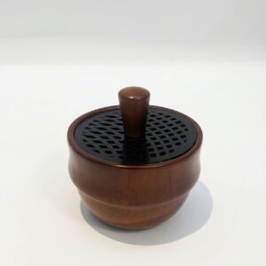 مبخرة من الخشب الطبيعي لون بني